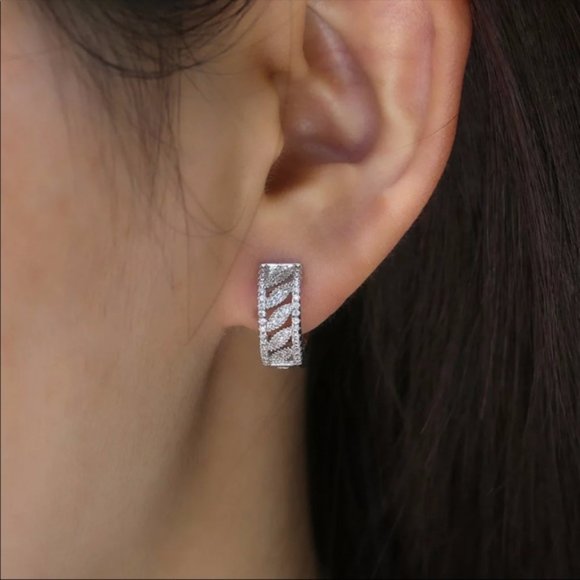 New Women Luxury 925Silver Bridal Diamond Earrings - Picture 2 of 6